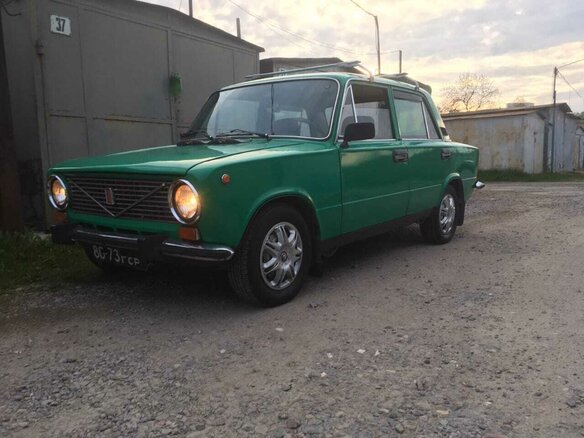 1982 Lada (ВАЗ) 21011, зелёный, 250000 рублей