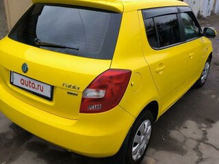 2012 Skoda Fabia II Рестайлинг, жёлтый, 750000 рублей, вид 4