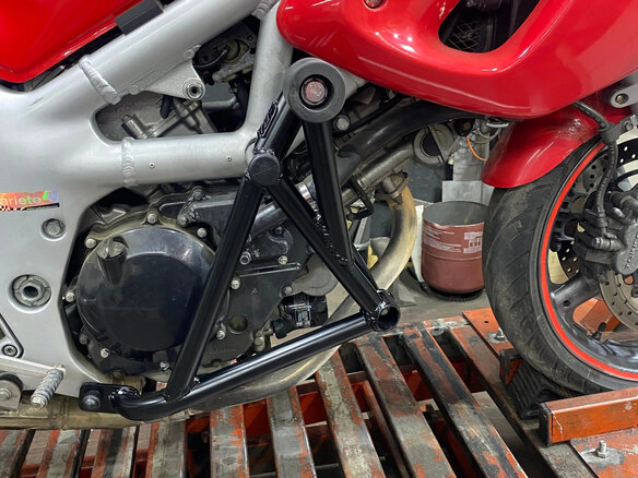 2005 Suzuki SV 400, красный, 250000 рублей - вид 14