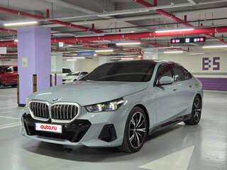2025 BMW 5 серии 530i xDrive VIII (G60/G61/G68), серый, 7880000 рублей, вид 1