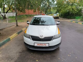 2017 Skoda Rapid I Рестайлинг, белый, 550000 рублей, вид 1