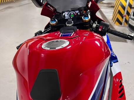 2020 Honda CBR 1000 RR/RA Fireblade, красный, 1860000 рублей, вид 4