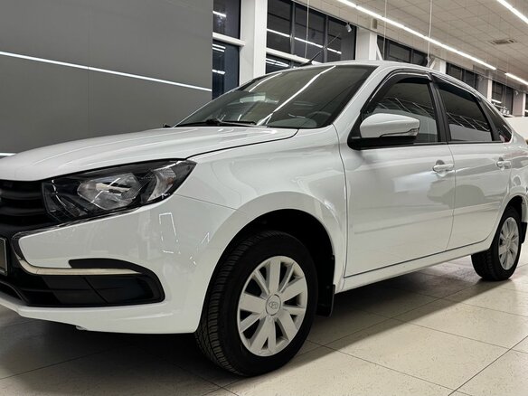 2023 Lada (ВАЗ) Granta I Рестайлинг, белый, 859000 рублей - вид 9