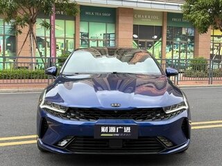 2022 Kia K5 III, синий, 2300000 рублей, вид 2