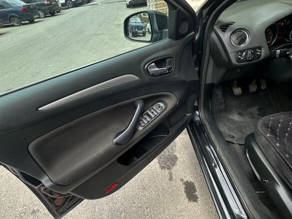 2008 Ford Mondeo IV, чёрный, 600000 рублей - вид 9