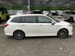 2016 Toyota Corolla Fielder XI (E160, E170, E180) Рестайлинг 1, белый, 1500000 рублей, вид 4