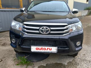 2017 Toyota Hilux VIII, чёрный, 1750000 рублей, вид 1