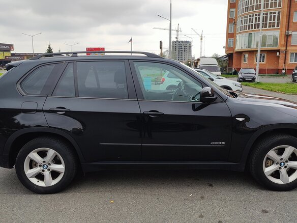 2009 BMW X5 30i II (E70), чёрный, 2100000 рублей - вид 2