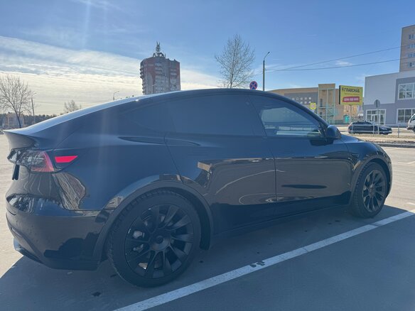 2020 Tesla Model Y Long Range I, чёрный - вид 5