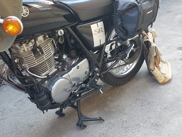 2020 Yamaha SR400, чёрный, 600000 рублей - вид 12