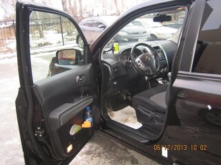 2010 Nissan X-Trail II Рестайлинг, чёрный, 1300000 рублей, вид 4