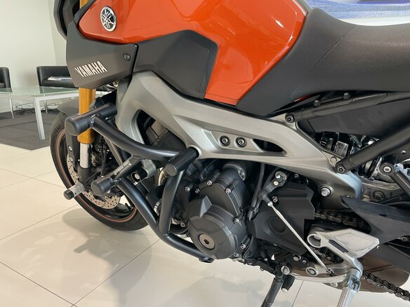 2014 Yamaha MT-09 (FZ-09), оранжевый, 650000 рублей - вид 9