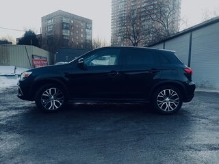 2018 Mitsubishi Outlander Sport I Рестайлинг 2, чёрный, 1610000 рублей, вид 5