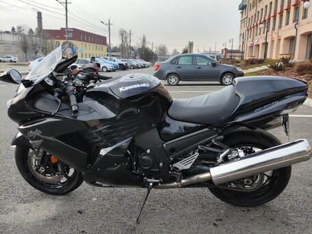2011 Kawasaki ZZR 1400, чёрный, 820000 рублей, вид 4