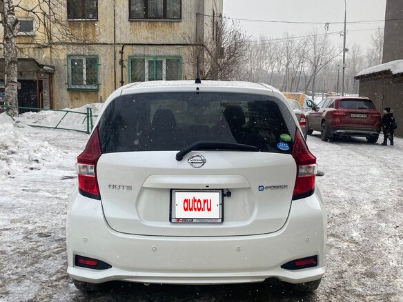 2019 Nissan Note e-Power II Рестайлинг, белый, 1500000 рублей - вид 2