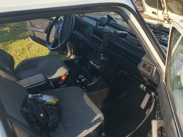 2006 Lada (ВАЗ) 2107, белый, 150000 рублей - вид 27