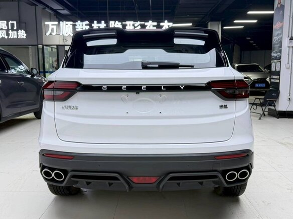 2022 Geely Coolray (Binyue) I, белый, 1505000 рублей - вид 4