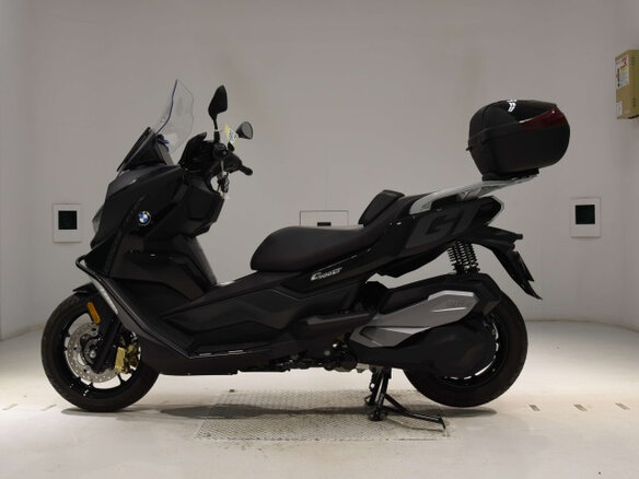 2024 BMW C 400 GT, чёрный, 900000 рублей - вид 3