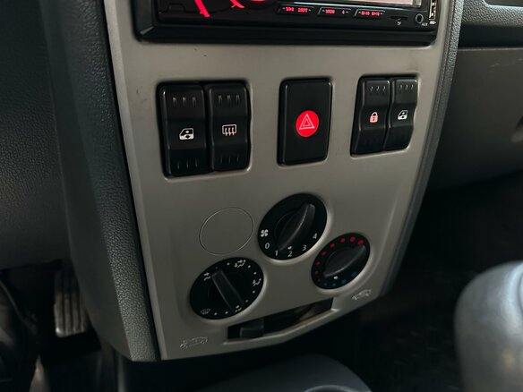 2008 Renault Logan I, синий, 595000 рублей - вид 14