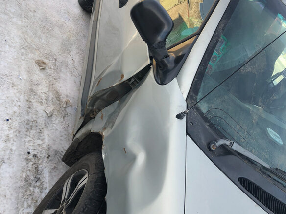 1999 Dodge Caravan III, серебристый, 110000 рублей - вид 3