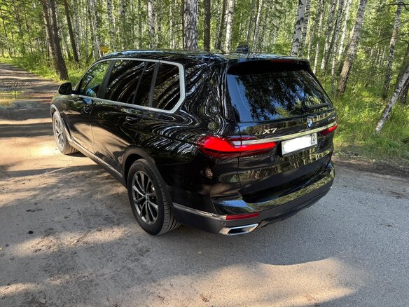 2019 BMW X7 30d I (G07), чёрный, 8500000 рублей - вид 6