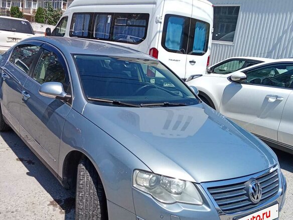 2009 Volkswagen Passat B6, серый - вид 4