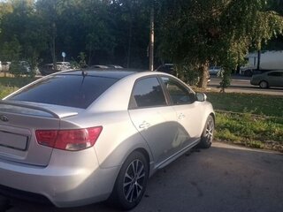 2009 Kia Cerato 4-speed II, серебристый, 800000 рублей, вид 2