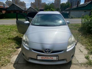 2011 Toyota Prius III (XW30), серый, 870000 рублей, вид 2