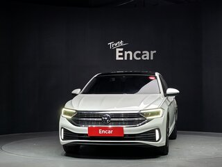 2022 Volkswagen Jetta VII Рестайлинг, белый, 1805000 рублей, вид 2