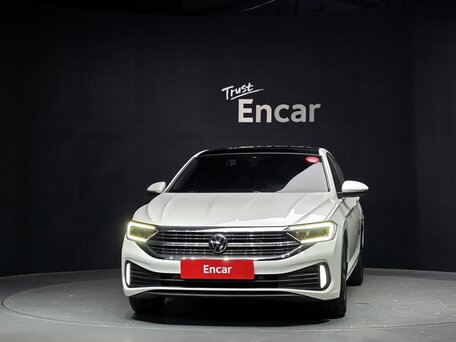 2022 Volkswagen Jetta VII Рестайлинг, белый, 1805000 рублей, вид 2
