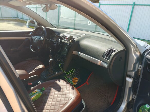 2008 Skoda Octavia Scout II (A5), серебристый, 1000000 рублей - вид 6