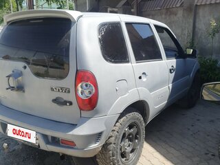 2012 Chevrolet Niva I Рестайлинг, серебристый, 250000 рублей, вид 3