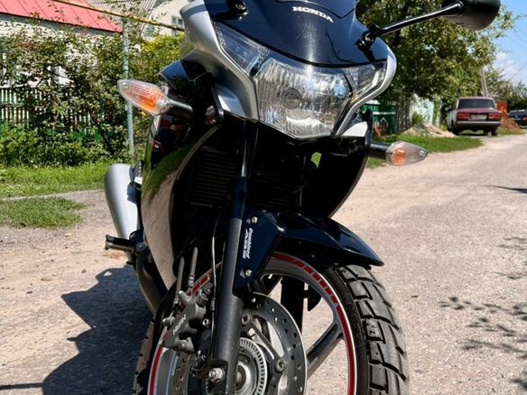 2011 Honda CBR 250R, чёрный, 330000 рублей - вид 12