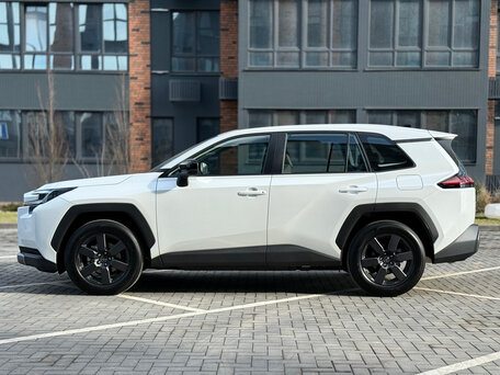 2026 Toyota RAV4 VI (XA60), белый, 4140000 рублей, вид 5