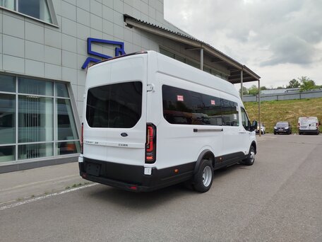 2025 Ford Transit, белый, 8350000 рублей, вид 3