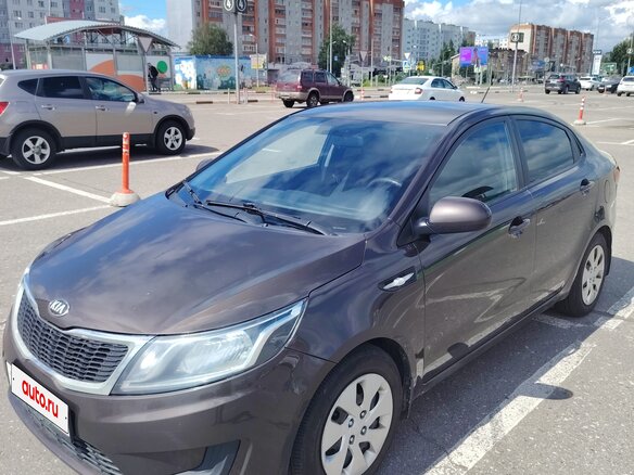 2014 Kia Rio III, коричневый, 690000 рублей - вид 1