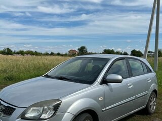 2009 Kia Rio II, серебристый, 510000 рублей, вид 2