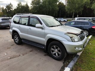 2008 Toyota Land Cruiser Prado 4-speed 120 Series Рестайлинг, серебристый, 1900000 рублей, вид 3