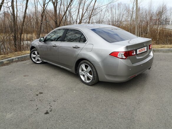 2008 Honda Accord VIII, серебристый - вид 2