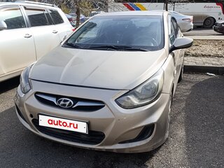 2011 Hyundai Solaris I, бежевый, 500000 рублей, вид 3