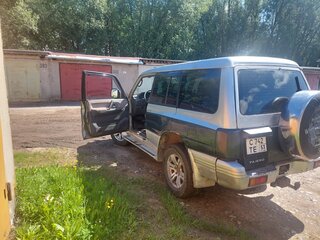 1999 Mitsubishi Pajero II Рестайлинг, серебристый, 520000 рублей, вид 5