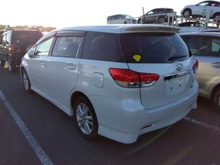 2011 Toyota Wish II, белый, 1520000 рублей, вид 5