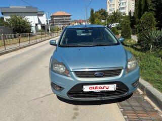 2010 Ford Focus II Рестайлинг, серый, 400000 рублей, вид 1