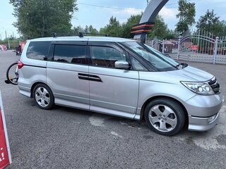 2012 Honda Elysion I Рестайлинг, серебристый, 2300000 рублей, вид 5