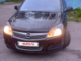 2010 Opel Astra H Рестайлинг, чёрный, 600000 рублей, вид 2