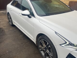 2021 Kia K5 III, белый, 3500000 рублей, вид 2