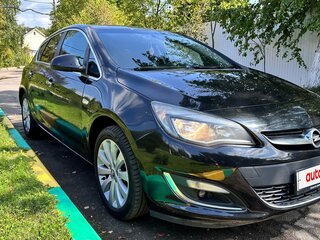 2013 Opel Astra J Рестайлинг, чёрный, 750000 рублей, вид 1