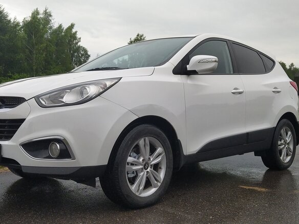 2013 Hyundai ix35 I Рестайлинг, белый, 1400000 рублей - вид 1