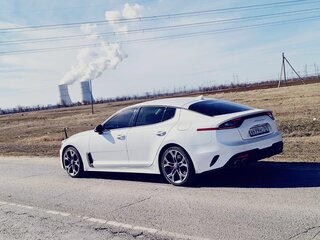 2018 Kia Stinger I, белый, 2500000 рублей, вид 1