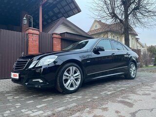 2009 Mercedes-Benz E-Класс 220 5G-Tronic IV (W212, S212, C207), чёрный, 1500000 рублей, вид 1